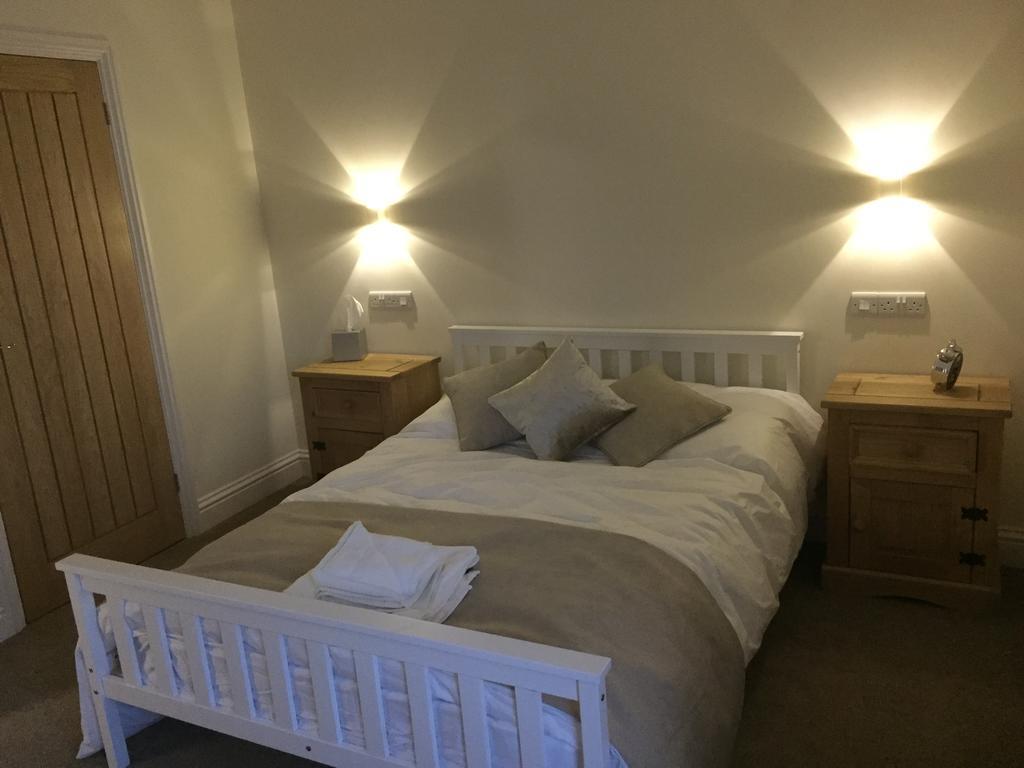 Three Crowns Guest House Salisbury Kamer foto